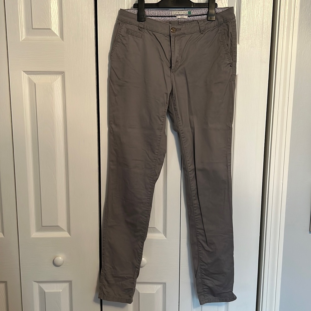 Esprit - Comfy summer Chino - Organic; size 6